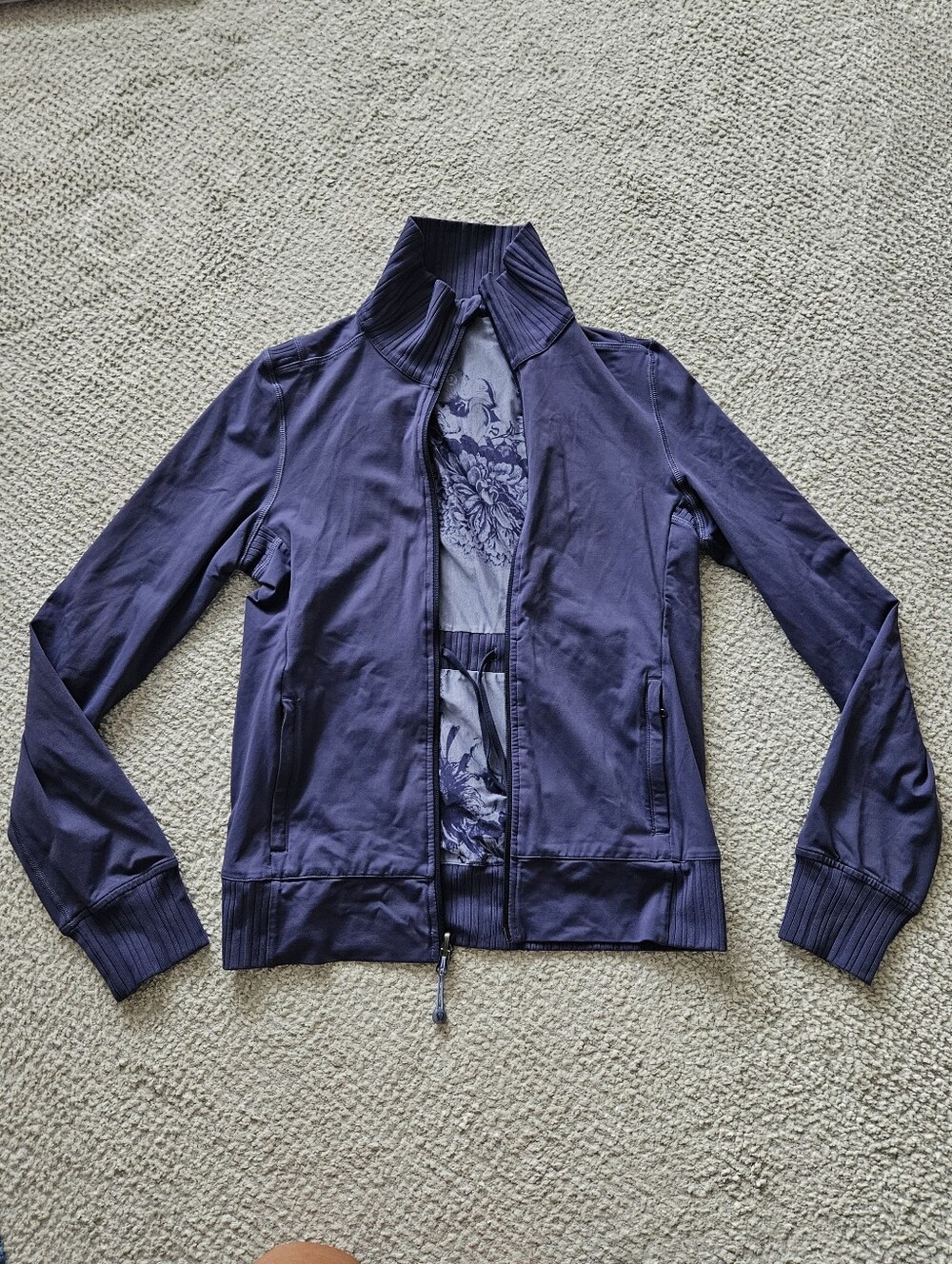 LULULEMON Raja Reversible Floral Track Jacket - Picture 5 of 7